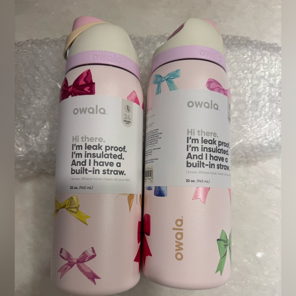 Urban outfitters 32 oz NEW Owala Coquette Bow Bottle PINK girlhood love💓 fitness